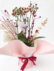 Vivi by Flossom Valentines Arrangement with Vase - Medium | The Nest Attachment Parenting Hub