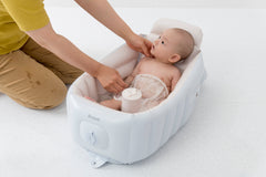 Richell Inflatable Soft Baby Bath Step Up