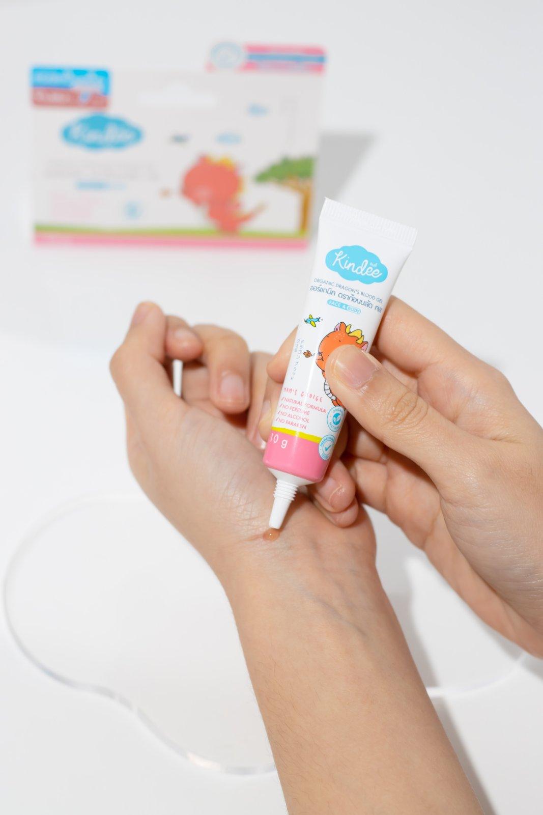 Kindee Organic Dragon Blood (Scar) Gel 0m+ | The Nest Attachment Parenting Hub