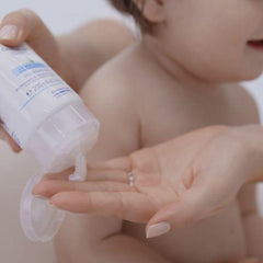 Mustela 2 in 1 Cleansing Gel 200ml | The Nest Attachment Parenting Hub