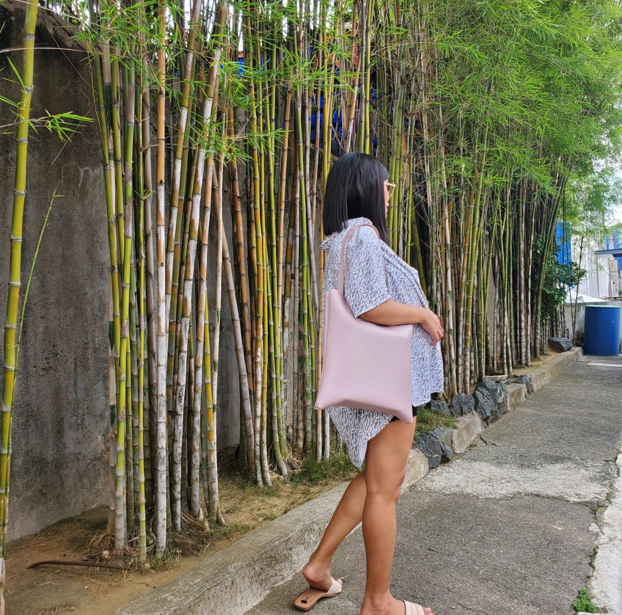 Gift with Purchase - Nest Mom Tote Bag | The Nest Attachment Parenting Hub