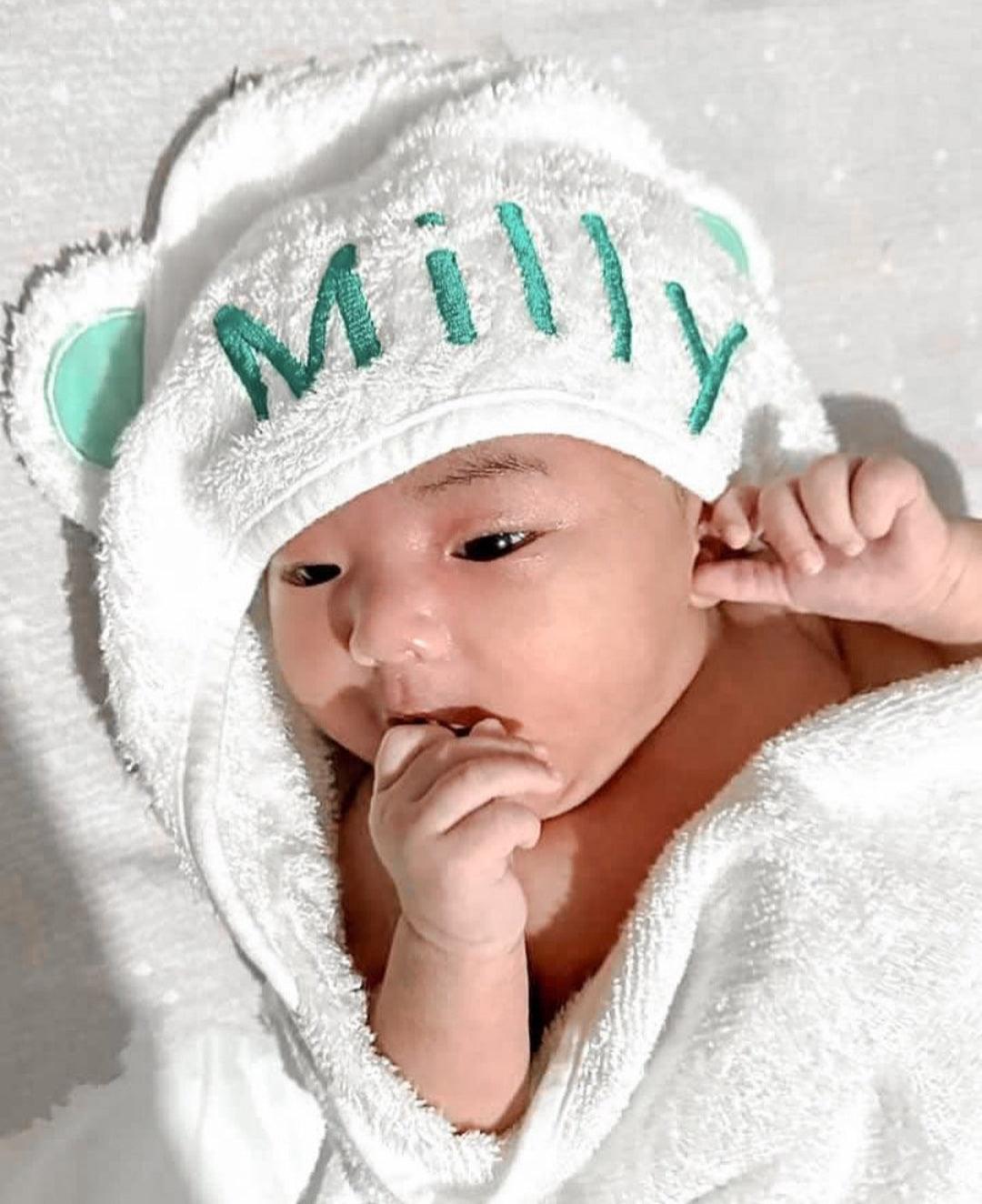 Nuborn Bamboo Hooded Towel and Wash Cloth Set | The Nest Attachment Parenting Hub