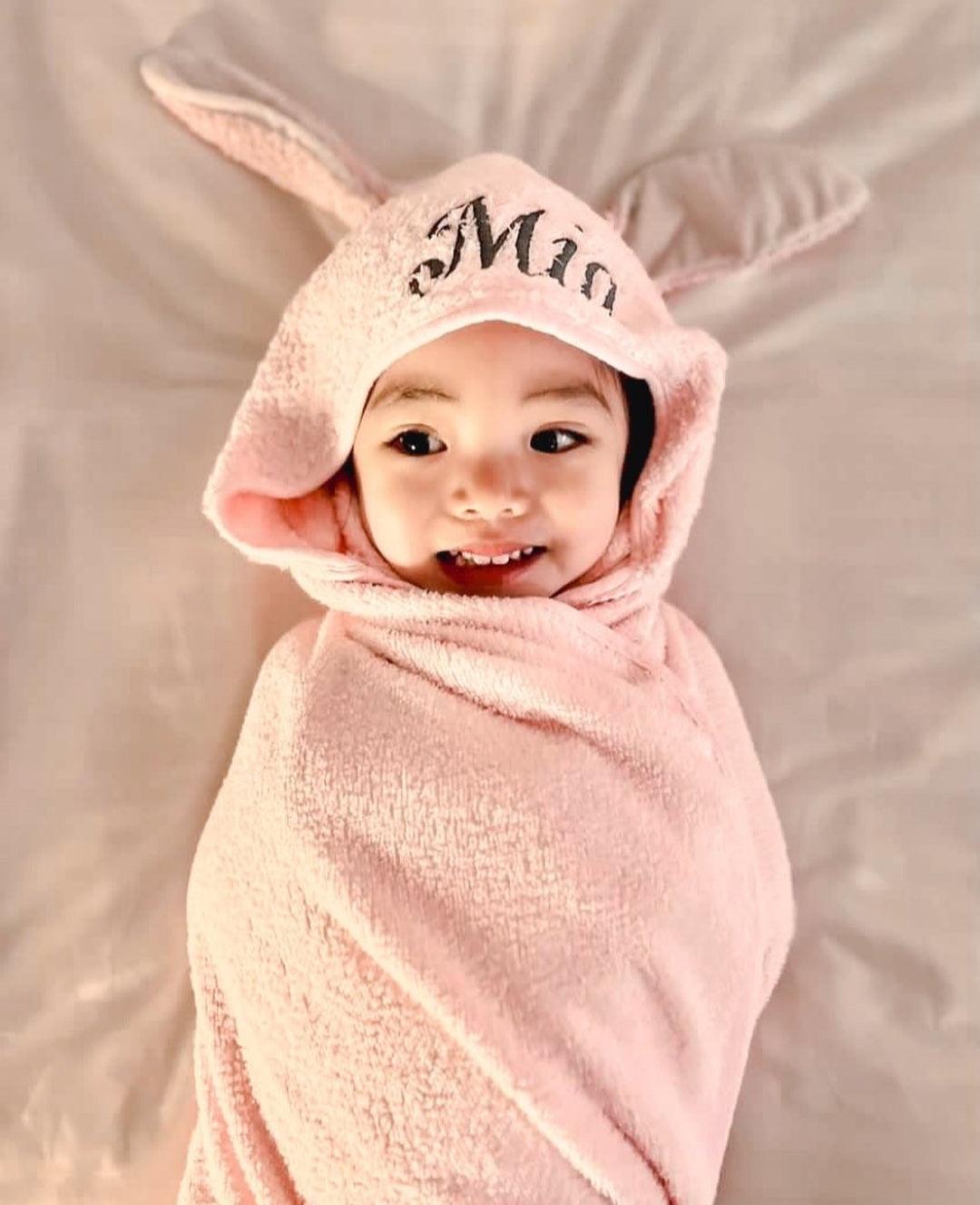 Nuborn Bamboo Hooded Towel and Wash Cloth Set | The Nest Attachment Parenting Hub