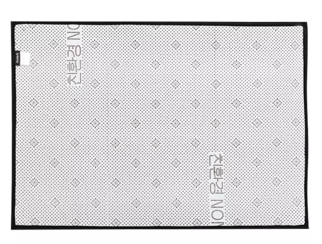 Borny Floor Mat Short | The Nest Attachment Parenting Hub