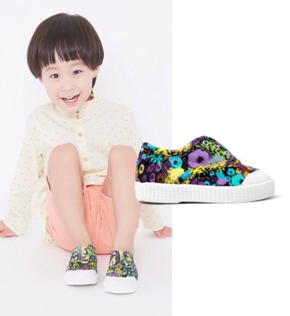 Borny Sneakers Artist Bloom | The Nest Attachment Parenting Hub