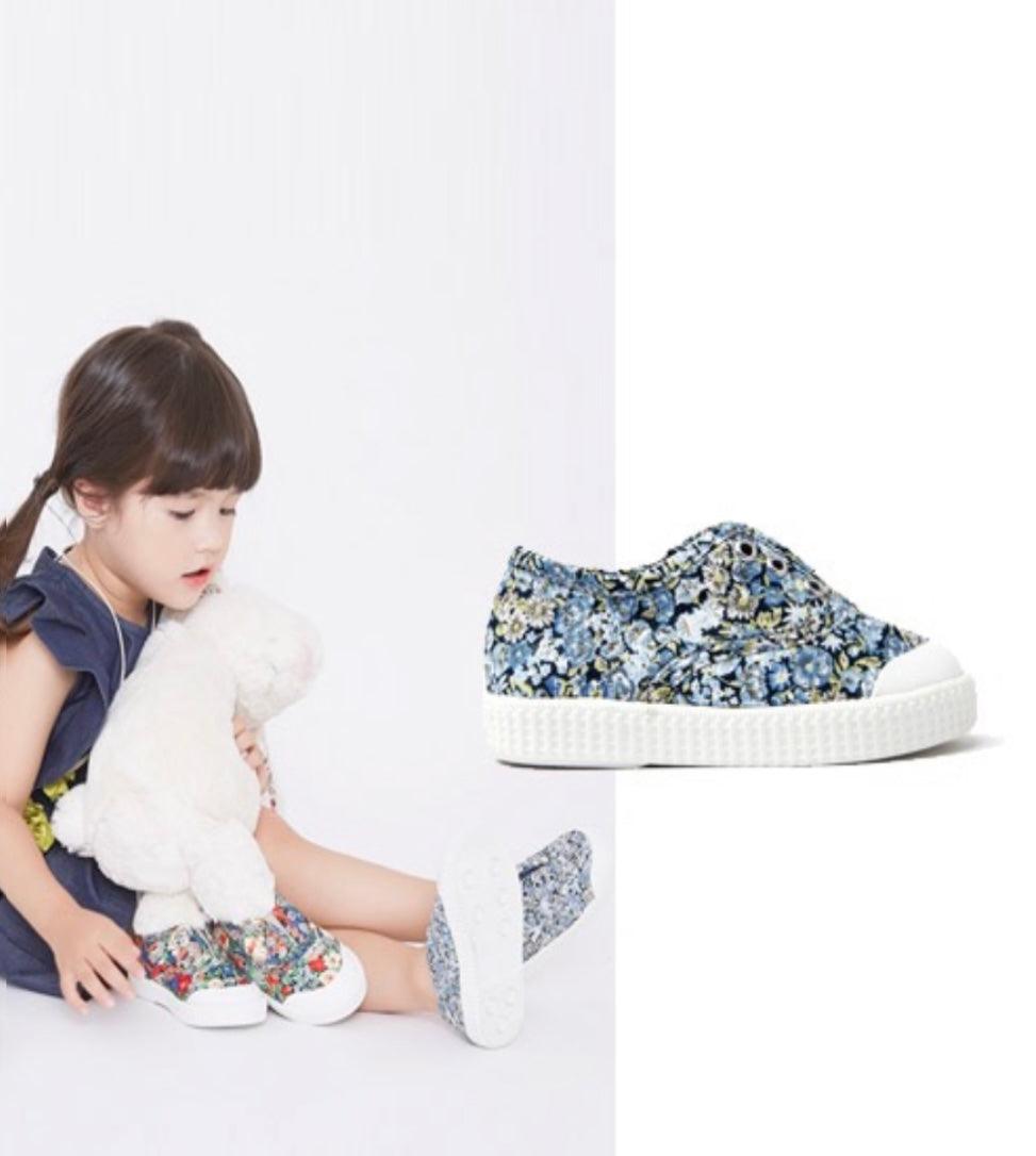 Borny Sneakers Chives | The Nest Attachment Parenting Hub