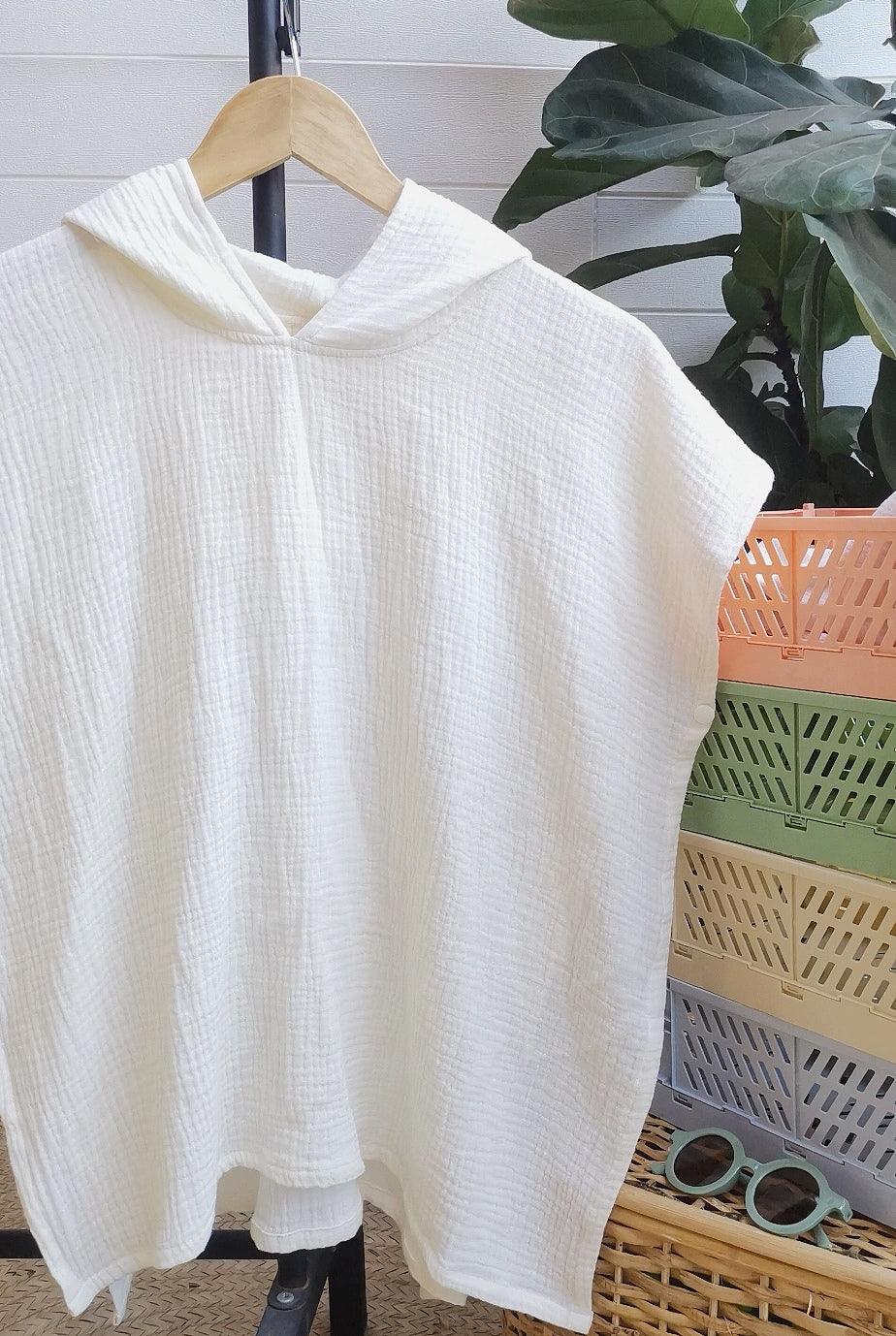 C's Coleccion Beach Poncho Medium (3-4yo) | The Nest Attachment Parenting Hub