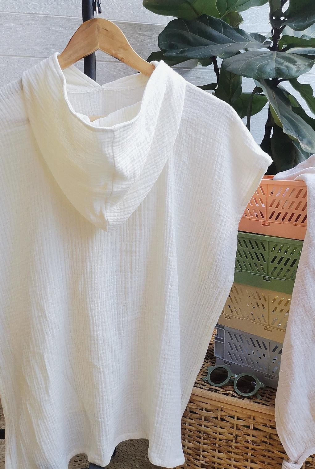 C's Coleccion Beach Poncho Medium (3-4yo) | The Nest Attachment Parenting Hub