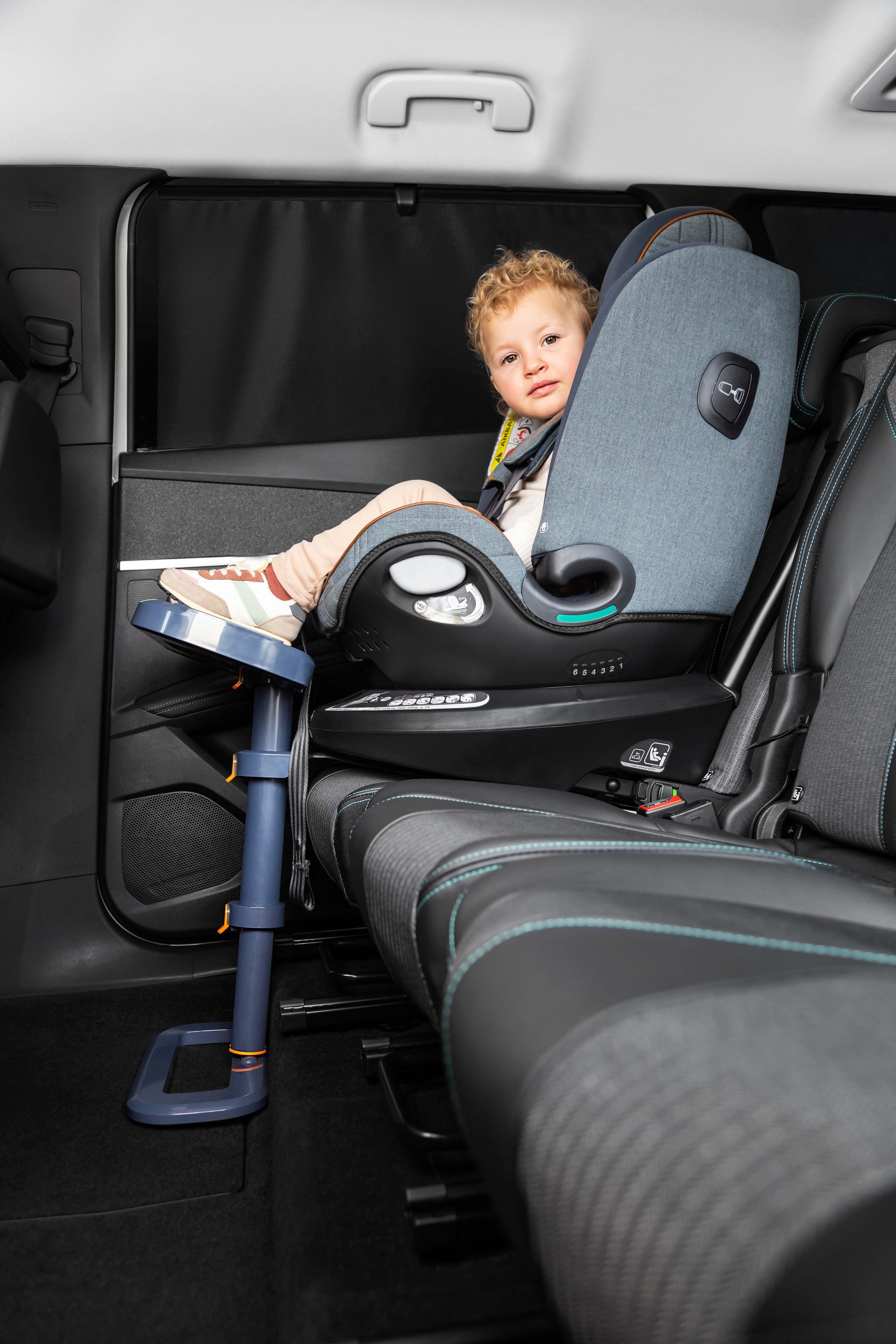 KneeGuardKids 4 Car Seat Footrest | The Nest Attachment Parenting Hub