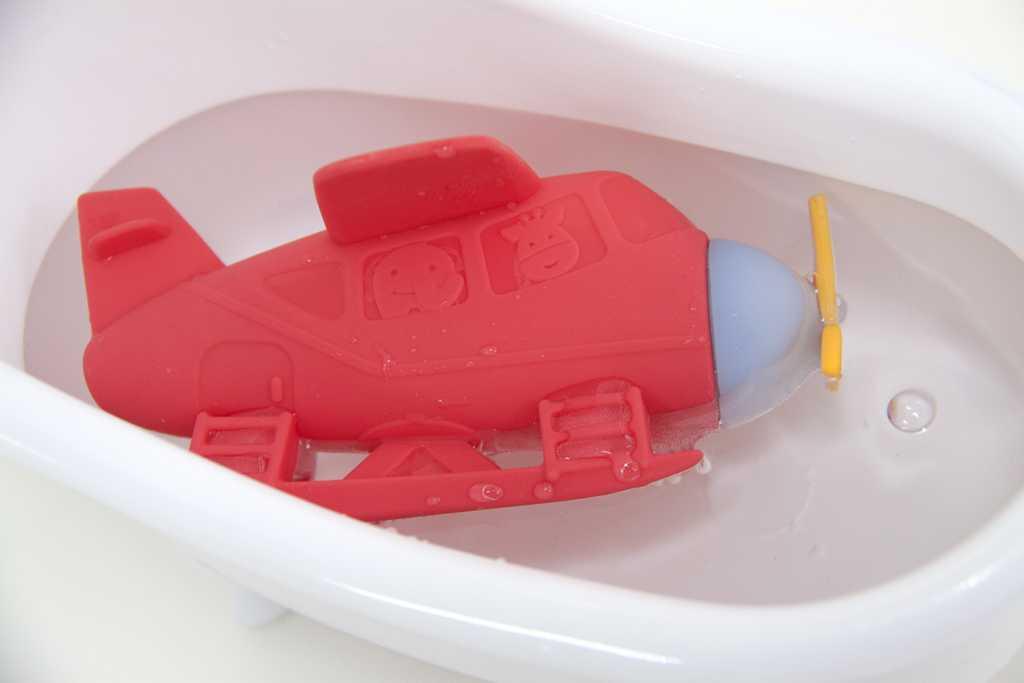 Marcus & Marcus Sea Plane Silicone Bath Toy | The Nest Attachment Parenting Hub