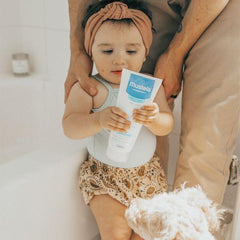 Mustela 2 in 1 Cleansing Gel 200ml | The Nest Attachment Parenting Hub