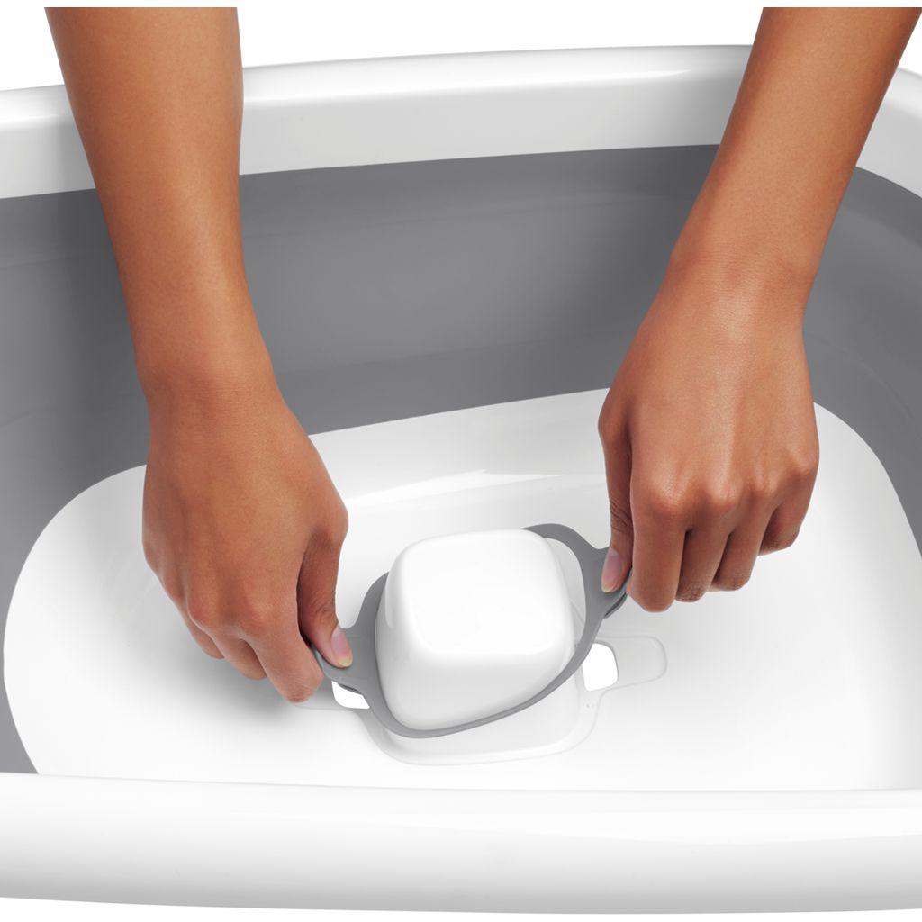 OXO Tot Splash & Store Bath Tub | The Nest Attachment Parenting Hub