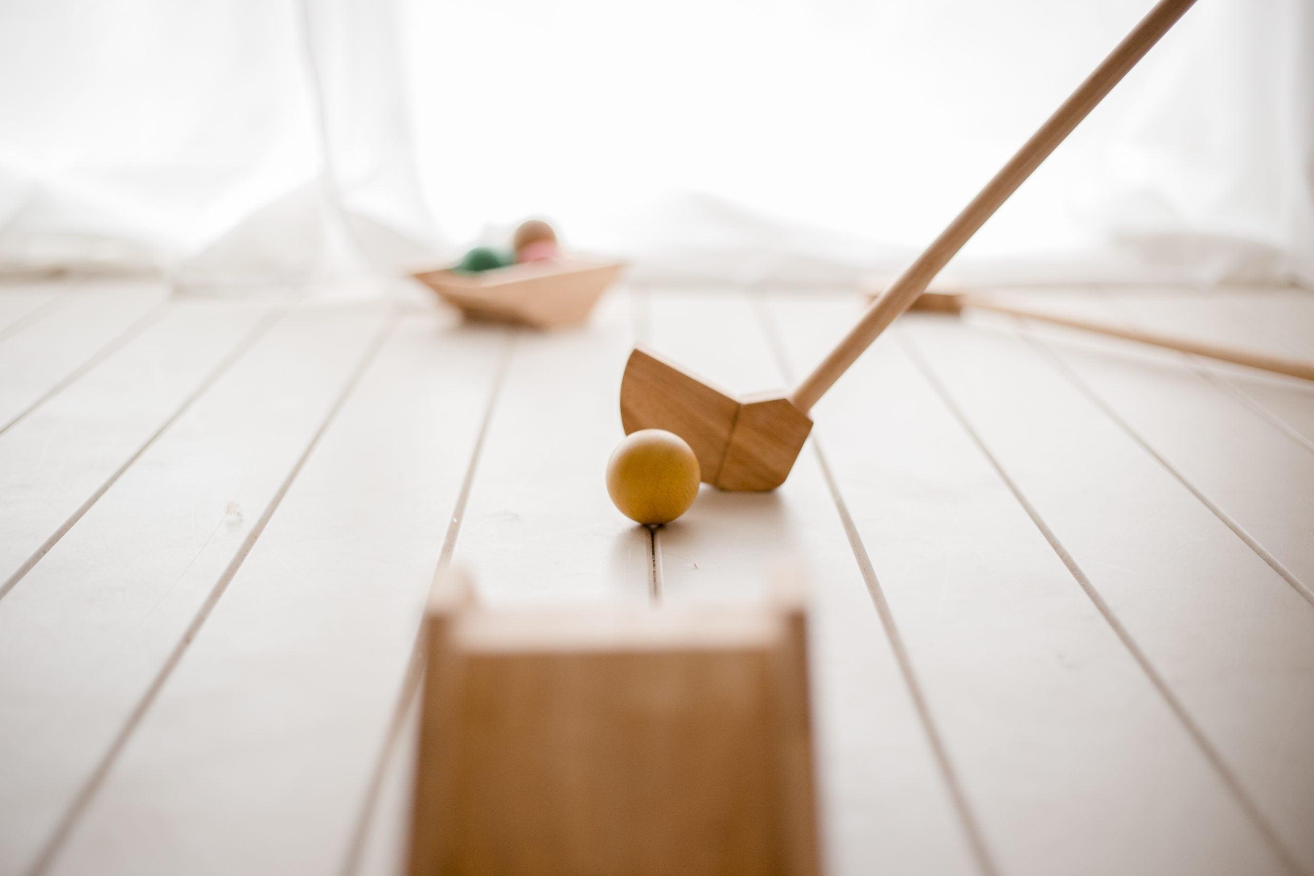 QToys Mini Golf Set 233 | The Nest Attachment Parenting Hub