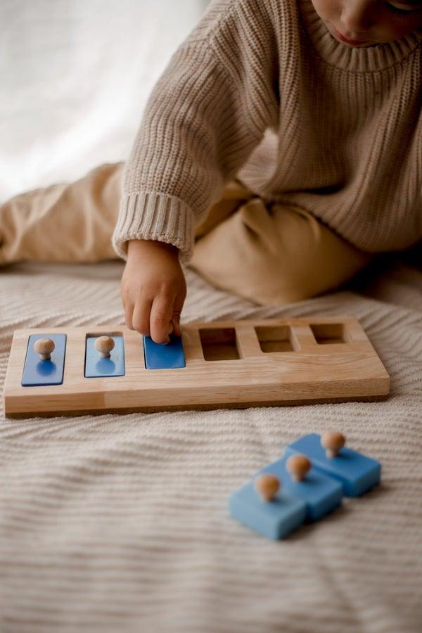 QToys Short-Tall Knob Puzzle 457 | The Nest Attachment Parenting Hub