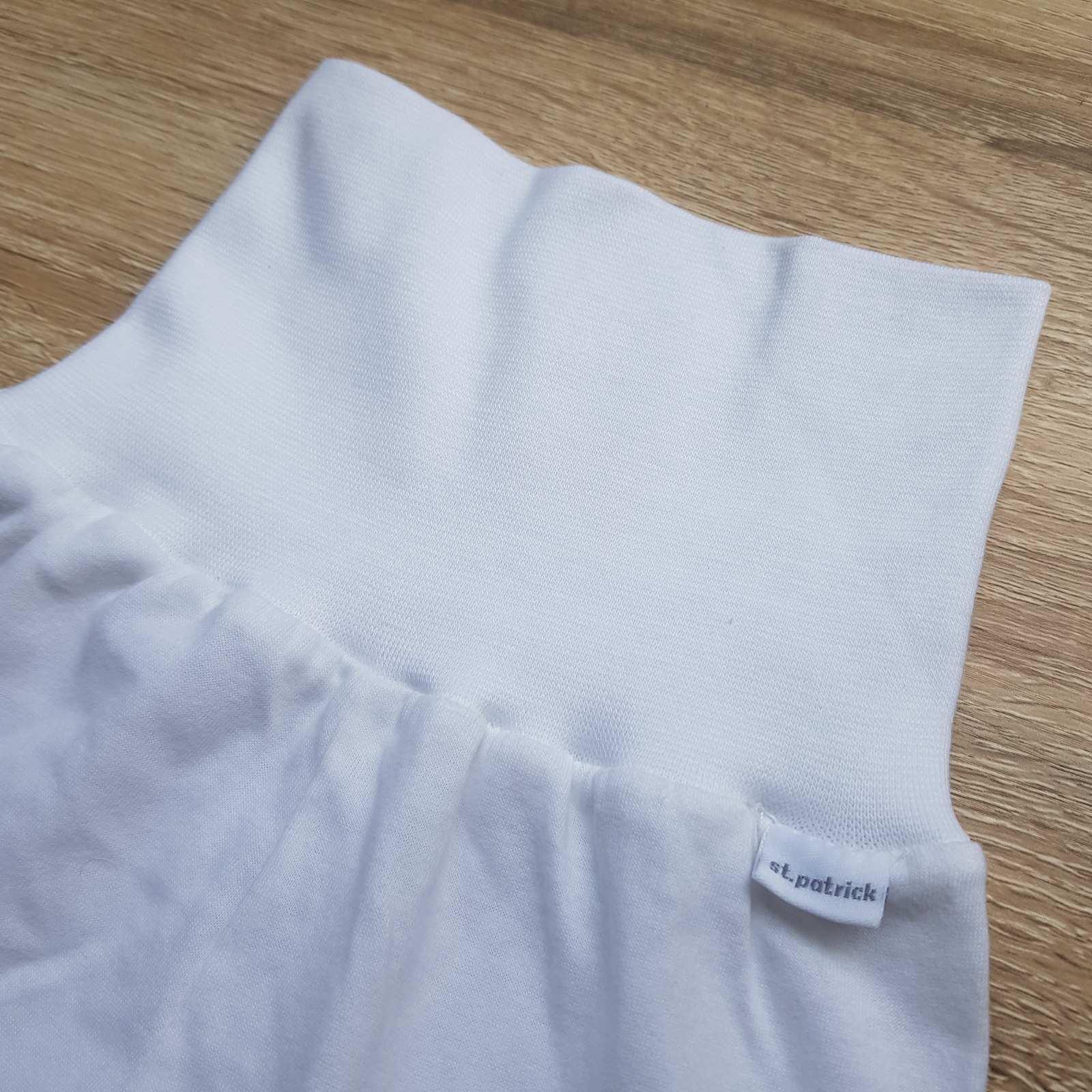 St. Patrick Essential Anticolic Pajama White | The Nest Attachment Parenting Hub