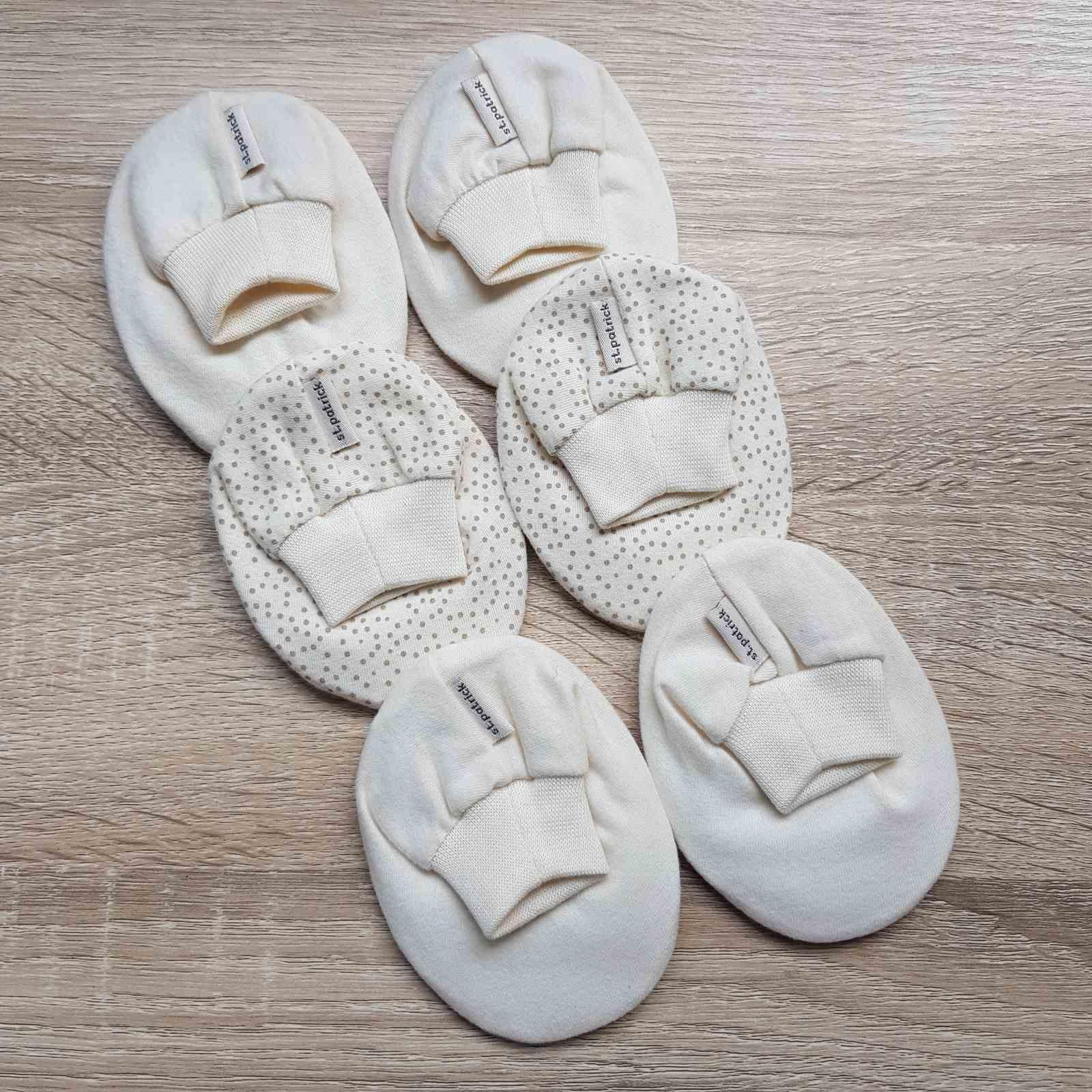 St. Patrick Organic Booties Plain/Polka 3's | The Nest Attachment Parenting Hub