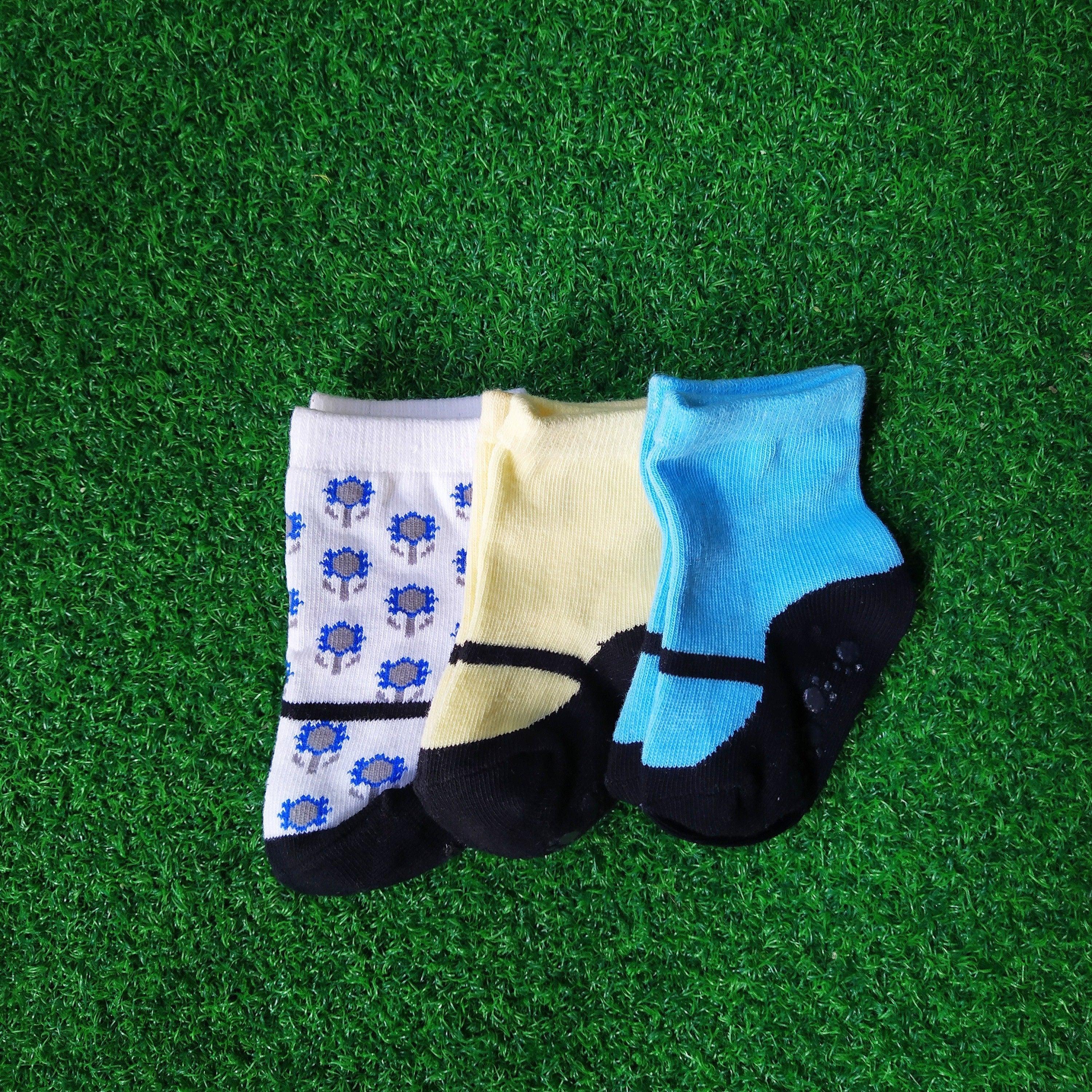 Tippy Toes Baby Socks Pack of 3's | The Nest Attachment Parenting Hub