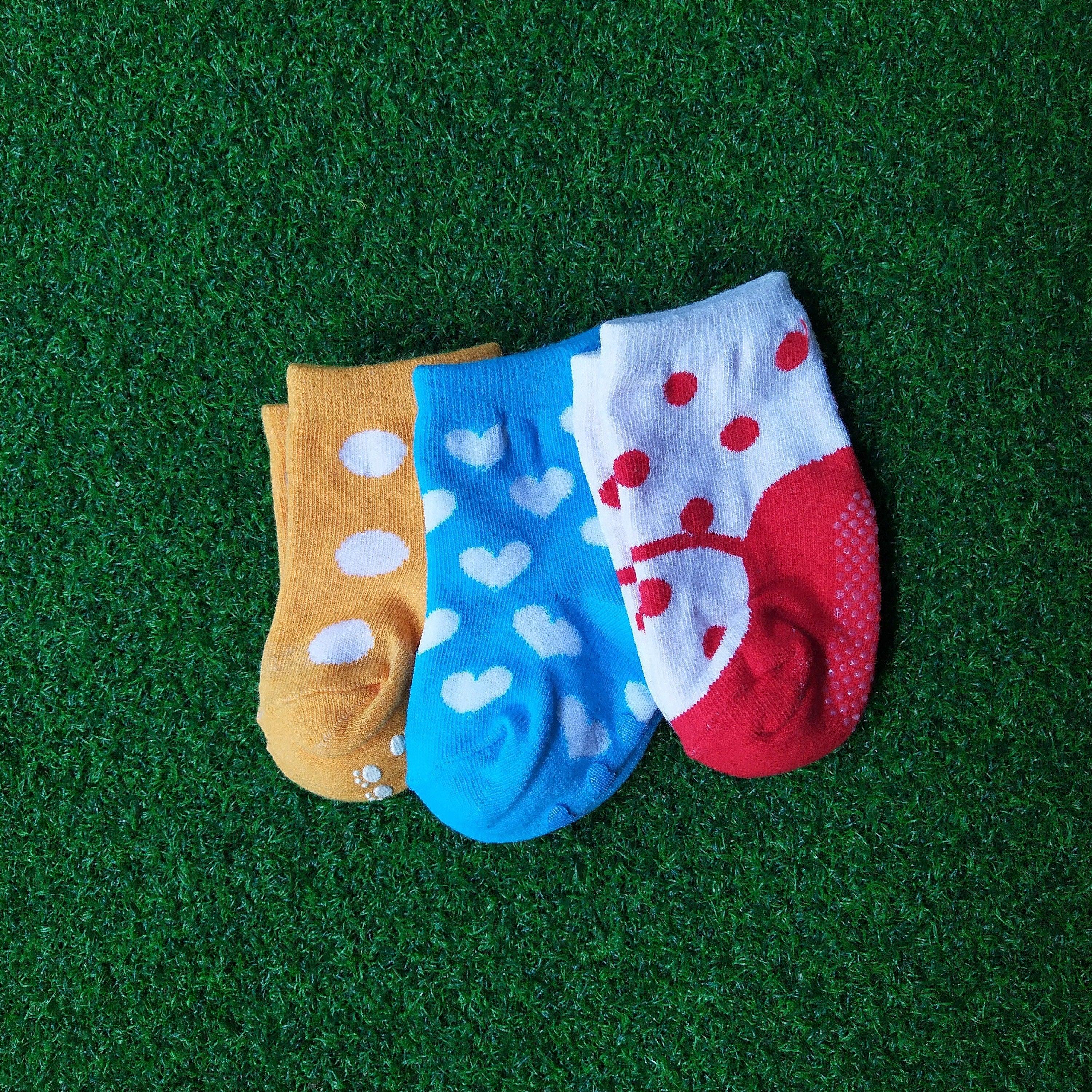 Tippy Toes Baby Socks Pack of 3's | The Nest Attachment Parenting Hub