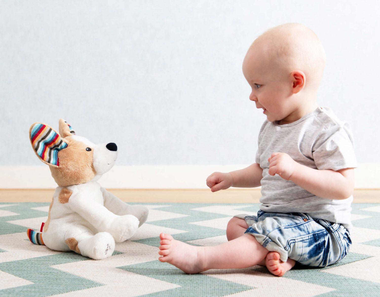 Zazu Danny the Flapping Dog 0+ | The Nest Attachment Parenting Hub