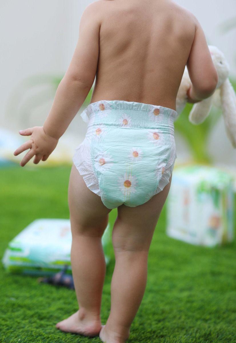 PureBorn Size 4 - Large Tape Bamboo Diapers (7-12kg) | The Nest Attachment Parenting Hub