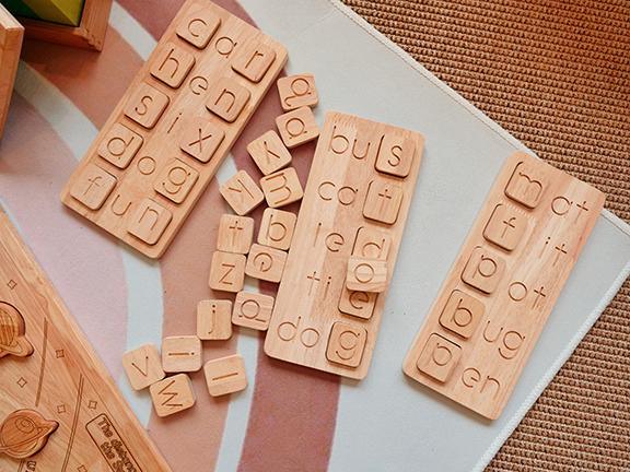 QToys CVC Word Kit 518 | The Nest Attachment Parenting Hub