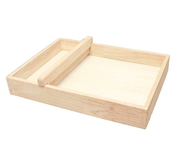 QToys Montessori Sand Tray 828 | The Nest Attachment Parenting Hub